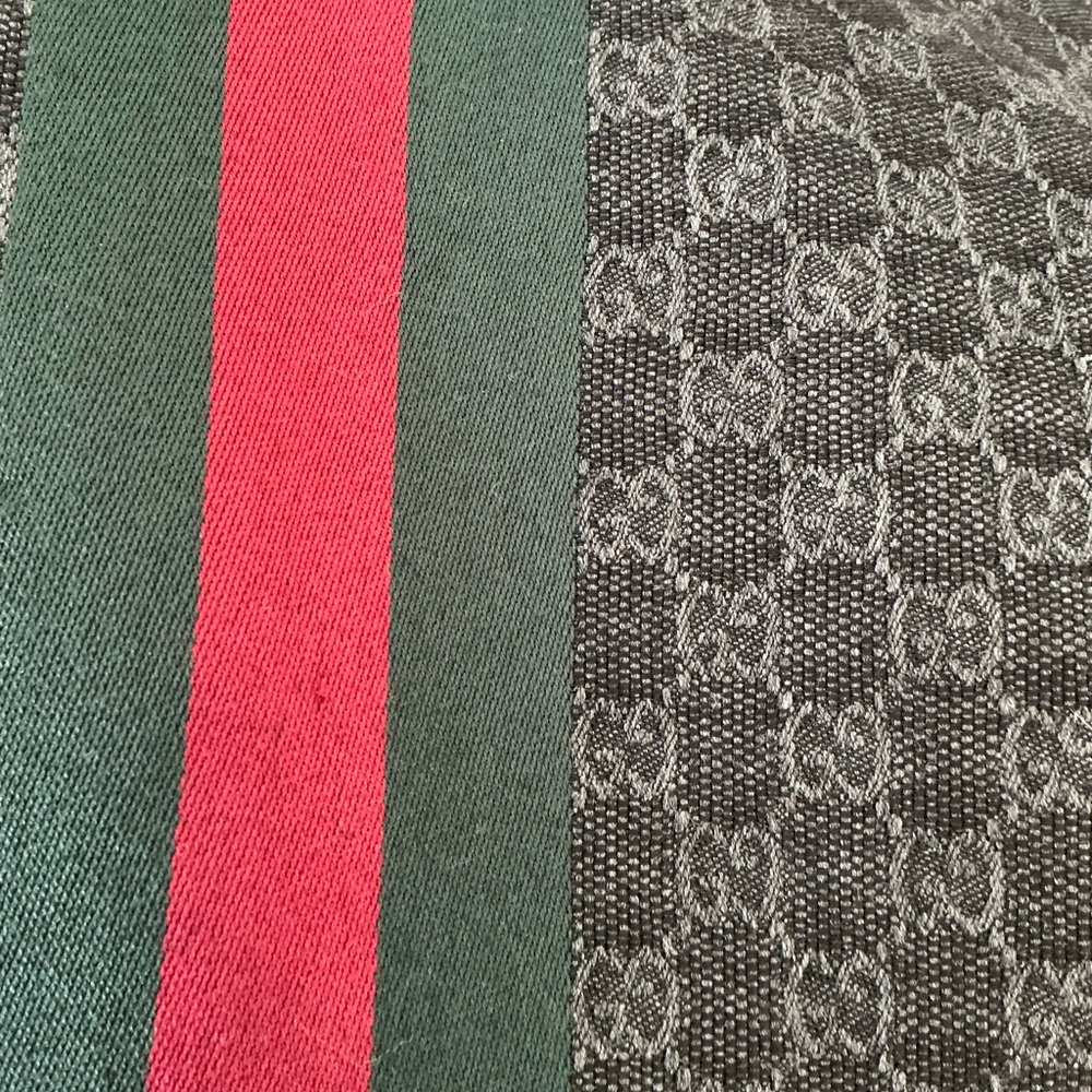Gucci Black Wool Logo Scarf with Green Red Stripe Wool Blend Scarf - Picture 9 of 9